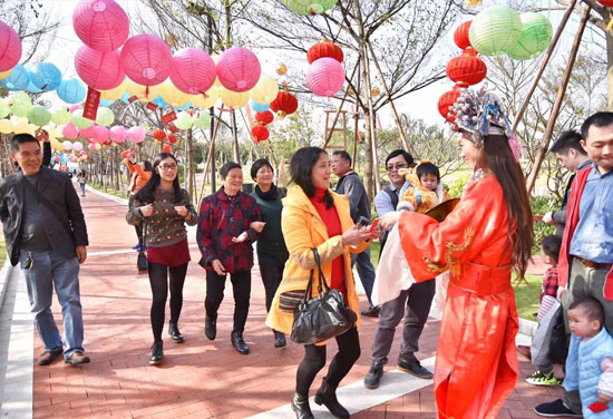 組圖：粵劇、廟會到社區拜年大祝福 廣州年味十足【6】